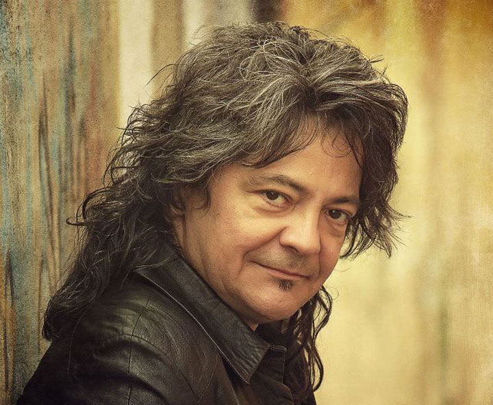 Leo Iorga (ex-Compact) are nevoie de ajutorul financiar al fanilor